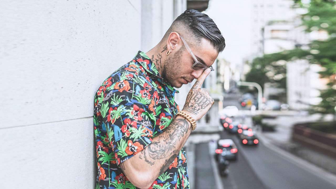 Emis Killa si schiera contro Da Baby, in difesa della comunità LGBTQ+